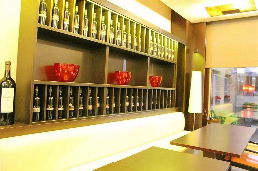 **  Hotel Ibis Barcelona Molins De Rei Hiszpania