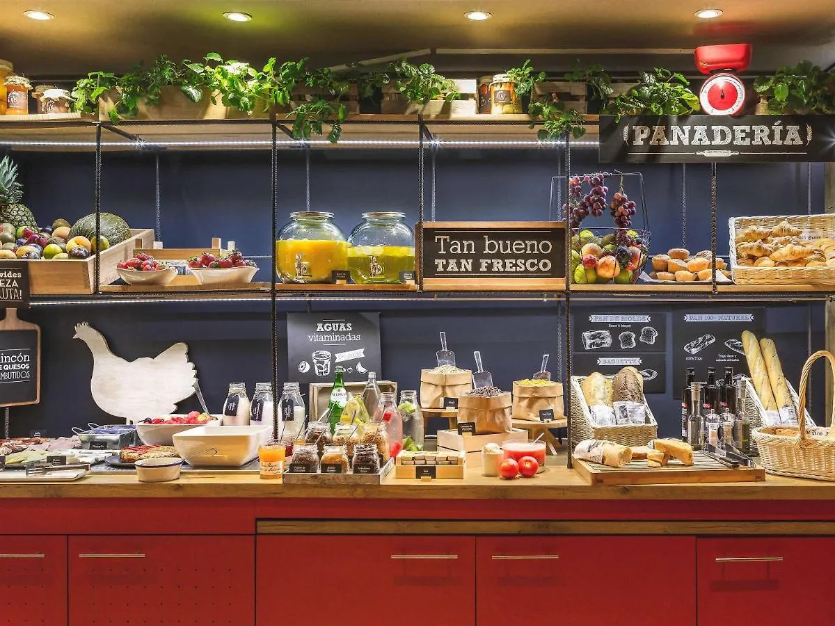 Hotel Ibis Barcelona Molins De Rei