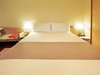Ibis Barcelona Molins De Rei Hotel